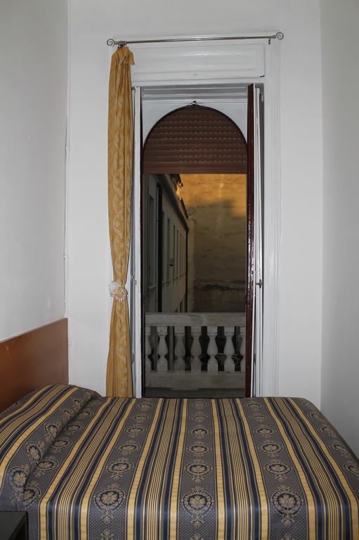Luisa Hotel 2*