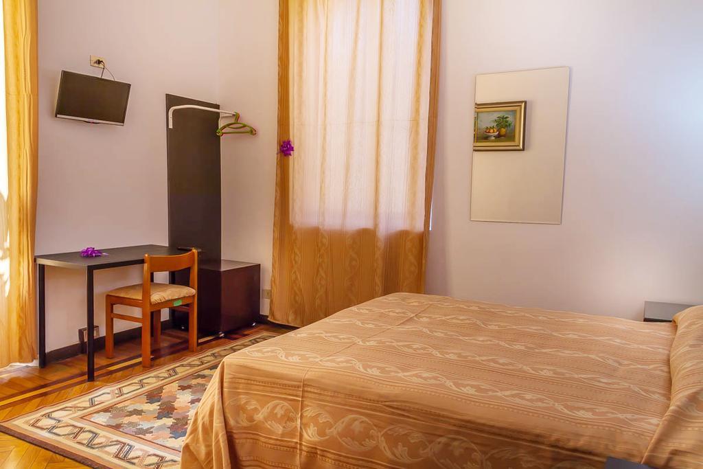 Luisa Hotel