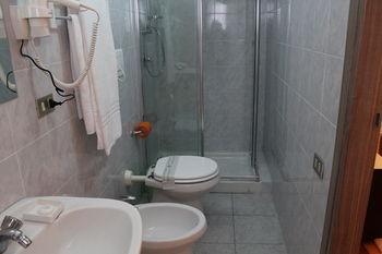 Hotel Hotel Luisa 2*
