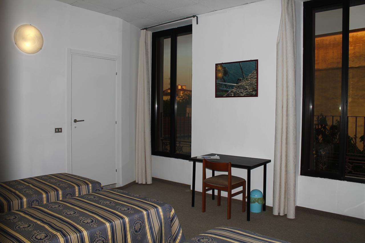 Hotel Luisa 2*